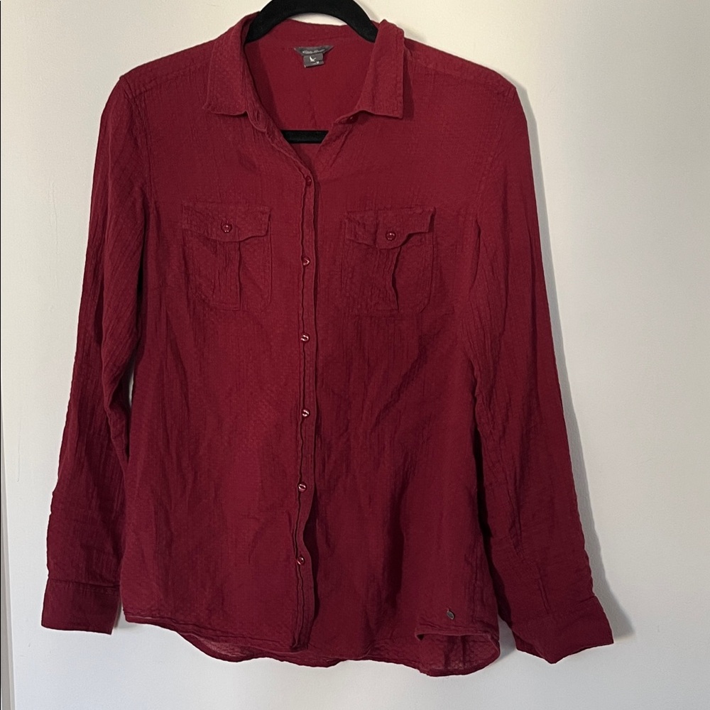 Eddie Bauer 100% cotton women’s red blouse button down